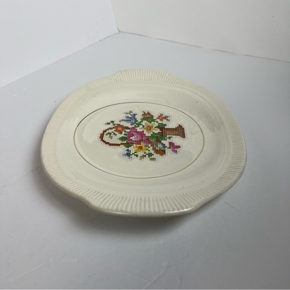 Salem China Co Basket Petitpoint Oval Serving Plate Vintage USA 1940’s Floral - Picture 7 of 9